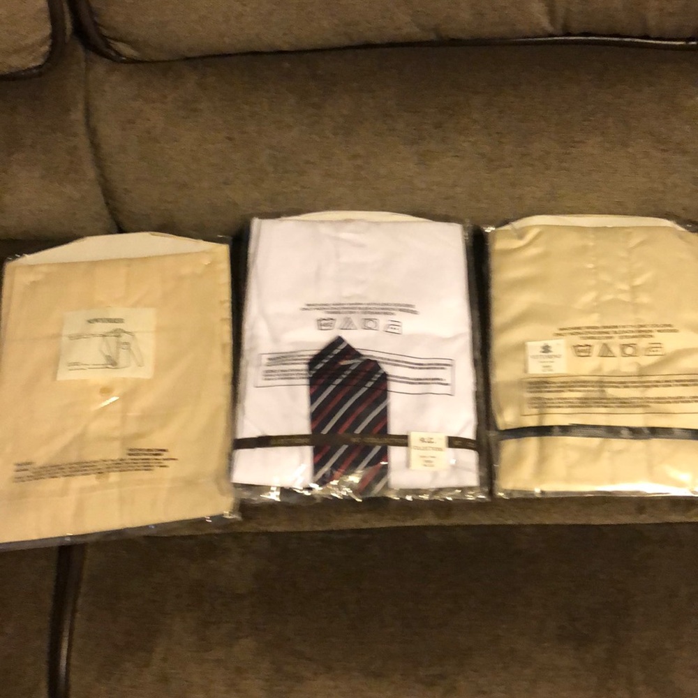 MEN DRESS SHIRTS - Picture 2 of 3